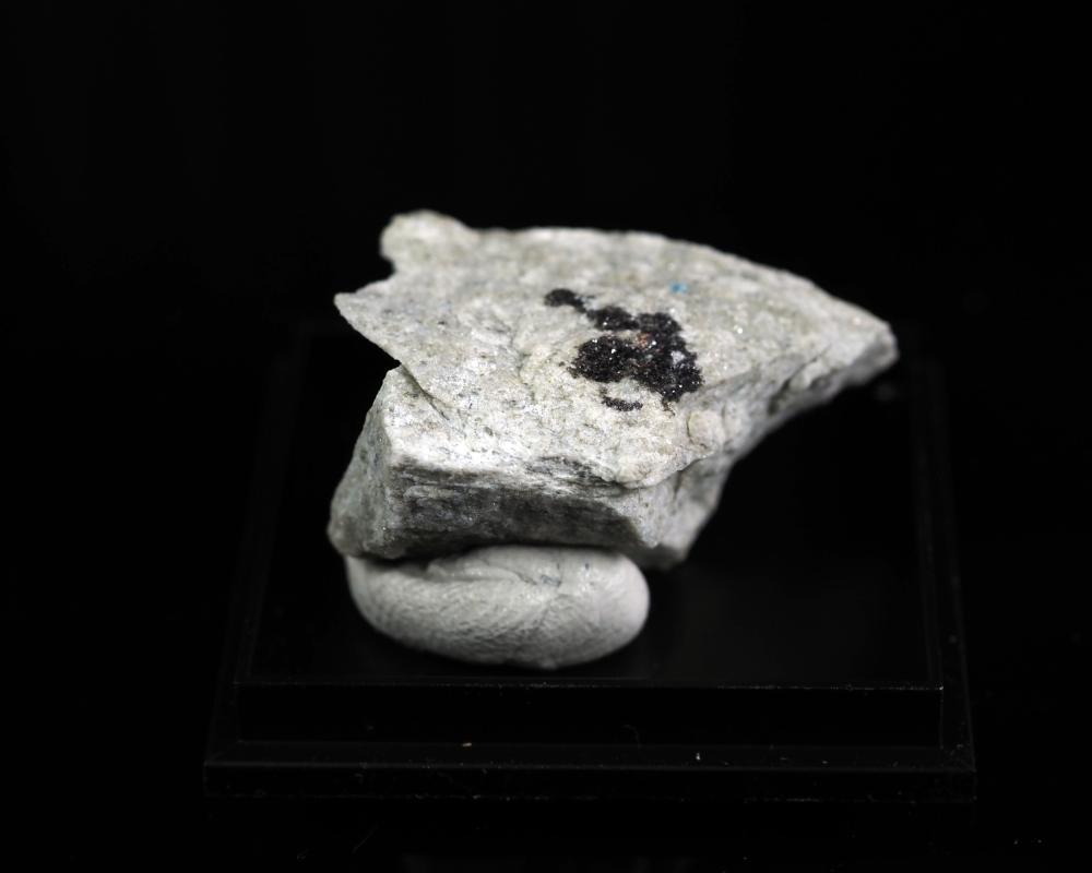 Crednerite